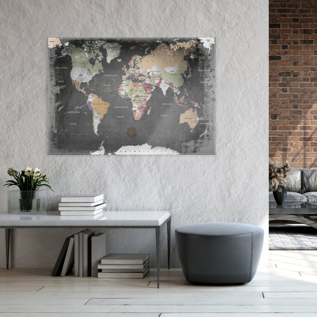 XXL Weltkarte Graphit als modernes Glasbild in deinem Flur oder Zwischengang.