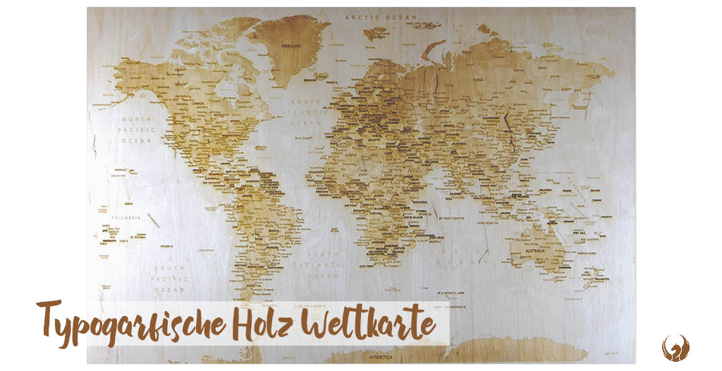 Beispiel für eine Pinnwand aus Holz. Zum Pinnen von Reisezielen, Erfolgen, Erinnerungen und zum Entdecken. Holz-Weltkarte by Lana KK®.